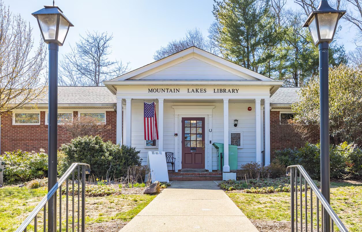 Mountain Lakes Public Library